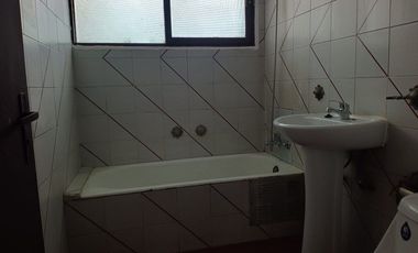 Se vende exelente casa en talca V 1794-C-105-N-GR