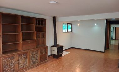 Se vende exelente casa en talca V 1794-C-105-N-GR