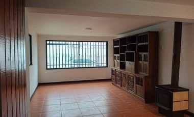 Se vende exelente casa en talca V 1794-C-105-N-GR
