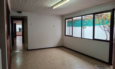 Se vende exelente casa en talca V 1794-C-105-N-GR