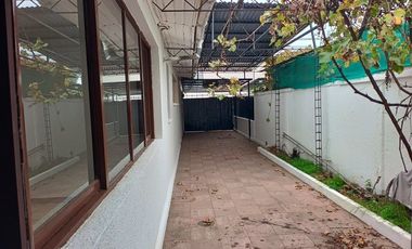 Se vende exelente casa en talca V 1794-C-105-N-GR
