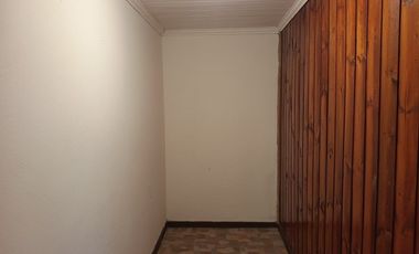 Se vende exelente casa en talca V 1794-C-105-N-GR
