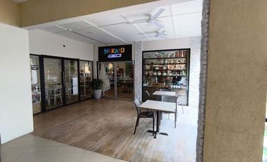 Local comercial en Venta, Laguna Plaza, via a la Costa