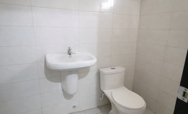 Casa en venta en Barrio Centenario, sur de Guayaqui en la Av. Vicente Trujillo.