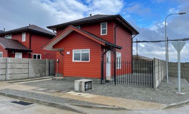 Arrienda hermosa casa amoblada, Sector Valle Volcanes, Puerto Montt.