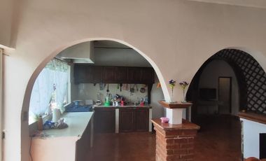 AMPLIA CASA EN PUEBLO MAGICO DE QUERÉTARO
