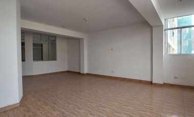 ✨Se vende Departamento con ascensor directo, amplios espacios y comodidad✨