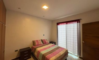 Se alquila apartamento dos habitaciones cerca del mar