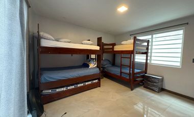 Se alquila apartamento dos habitaciones cerca del mar