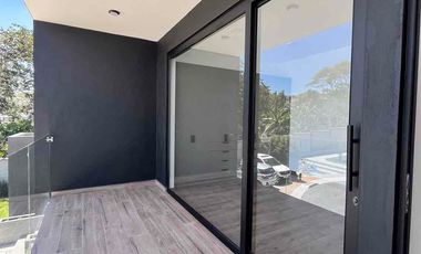 Casa por estrenar Tumbaco 3 dormitorios