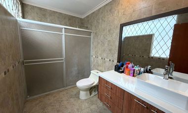 SUITE EN VENTA (SECTOR QUITO TENIS)