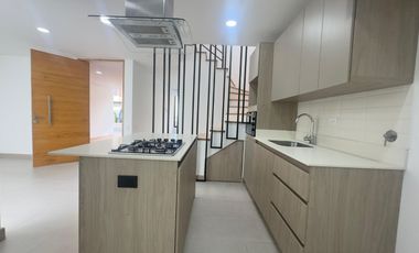 Venta de casa en La Ceja Ciudadela de Las Flores