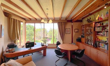 CASA EXCLUSIVA EN VENTA PORTAL DE CUMBAYÁ (SECTOR CUMBAYÁ)