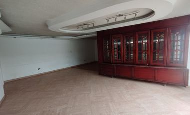 CASA de VENTA EN SAN ANTONIO DE PICHINCHA