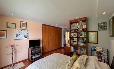 CASA EN VENTA PORTAL DE EL SOL (SECTOR CUMBAYÁ)