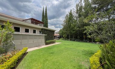 CASA EN VENTA PORTAL DE EL SOL (SECTOR CUMBAYÁ)
