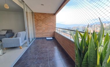 VENTA  DE APARTAMENTO EN ENVIGADO CON AMPLIOS ESPACIOS Y UNIDAD COMPLETA