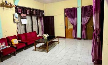 DIJUAL – Rumah Luas 2 Lantai Full Furnished Strategis di Wara Barat