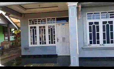 Rumah Dekat Mesjid Wisata Religi, Darangdan, Purwakarta.