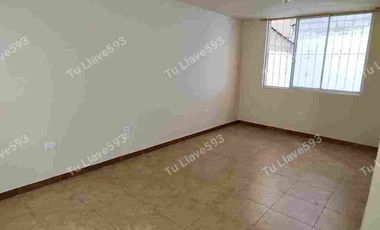 De oportunidad 
Vendo casa en conjunto, sector La Salle, Conocoto