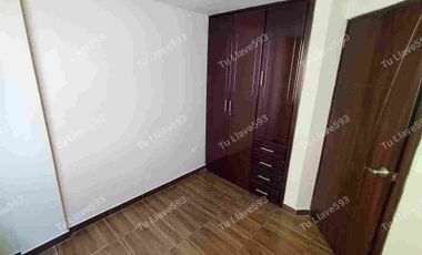 De oportunidad 
Vendo casa en conjunto, sector La Salle, Conocoto