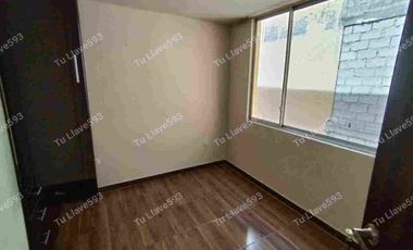 De oportunidad 
Vendo casa en conjunto, sector La Salle, Conocoto