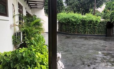 5 Bedroom Tropical House in Pejaten Barat