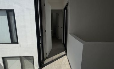 CASA EN RENTA COMPLETAMENTE NUEVA DE 3 HABITACIONES AL NORTE DE MÉRIDA.