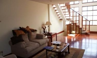 OCASION, LINDA CASA en SURCO 2 PISOS.