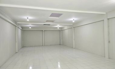 Rumah disewakan di Jambon