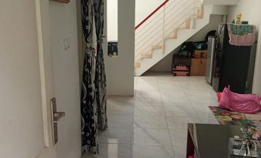 Dijual Rumah di Depok 2 Kamar Tidur Ada Halaman Atas Luas Harga 700jt Nego Strategis Dekat Tol & Fasilitas Umum