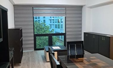 4 Bedrooms Boniridge Cypress Tower  Condo BGC Taguig CIty