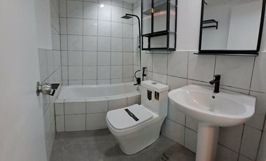 4 Bedrooms Boniridge Cypress Tower  Condo BGC Taguig CIty