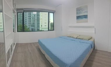 4 Bedrooms Boniridge Cypress Tower  Condo BGC Taguig CIty