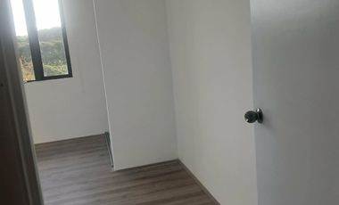 4 Bedrooms Boniridge Cypress Tower  Condo BGC Taguig CIty