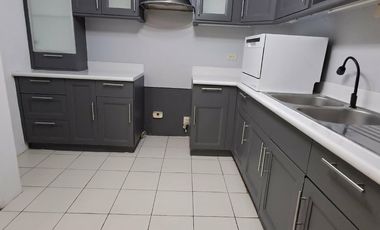 4 Bedrooms Boniridge Cypress Tower  Condo BGC Taguig CIty