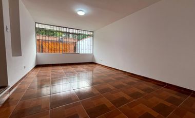 ✨ALQUILO LINDA CASA DE 4 PISOS, REMODELADA A MEDIA CUADRA DEL PARQUE “LOMA AMARILLA” Y DE LA MUNICIPALIDAD DE SURCO