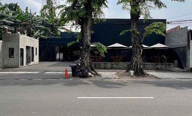 Bangunan Strategis di Jalan Utama Bendungan Hilir – Cocok untuk Kantor, Usaha & Investasi