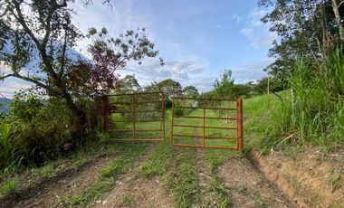 VENTA DE CASA CAMPESTRE EN VEREDA GUADUAS CUNDINAMARCA