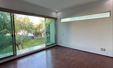 Casa en Venta o Renta Coto Arauca - Zona Tec de Monterrey