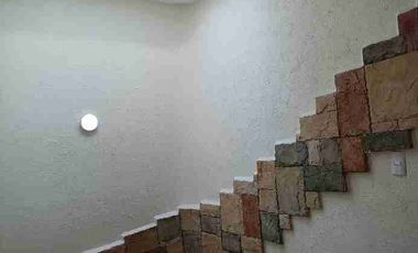 Se renta departamento modificado en fraccionamiento Villas del campos, Calimaya, Estado de México