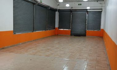 Bodegas y Locales en Av. Sor Juana, Tlalnepantla Centro en Esquina o Cabeza de Manzana