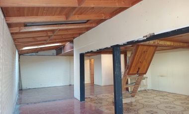 Se arrienda casa esquina en Villa Carlos González A 0895-C-350-S-GR