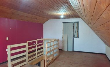 Se arrienda casa esquina en Villa Carlos González A 0895-C-350-S-GR