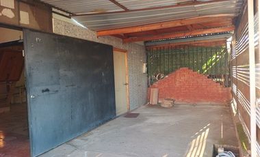 Se arrienda casa esquina en Villa Carlos González A 0895-C-350-S-GR