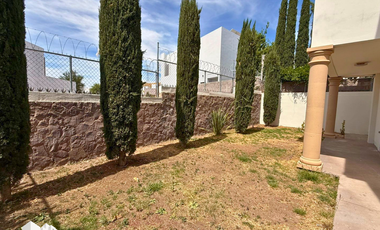 CASA EN RENTA PEDREGAL DE SAN ANGEL