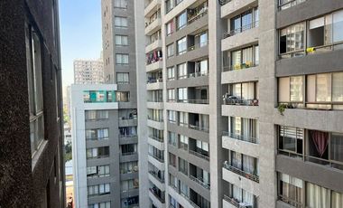 Departamento Estudio en Santiago Centro | A pasos del Metro U. de Chile | Ideal Inversión | UF 950