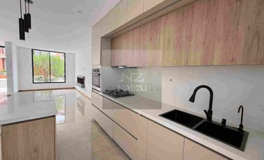 Casa Unifamiliar en Urbanización abierta para estrenar