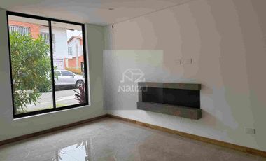 Casa Unifamiliar en Urbanización abierta para estrenar
