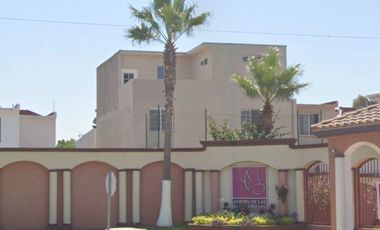 Casa En Venta En Jardín De Las Bugambílias, Tijuana, Baja California Clp1